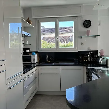 3p, 8 Couchages, Terrasse, Calme, Juan Les Pins - Fr-1-252-195 *